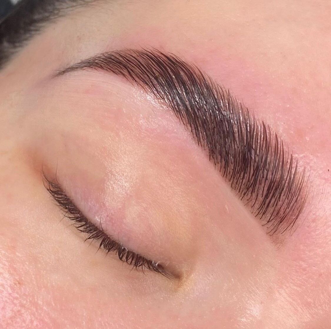 BROW LAMINATION
